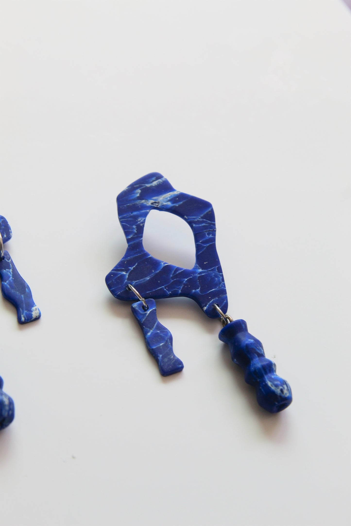 Theia Dangles